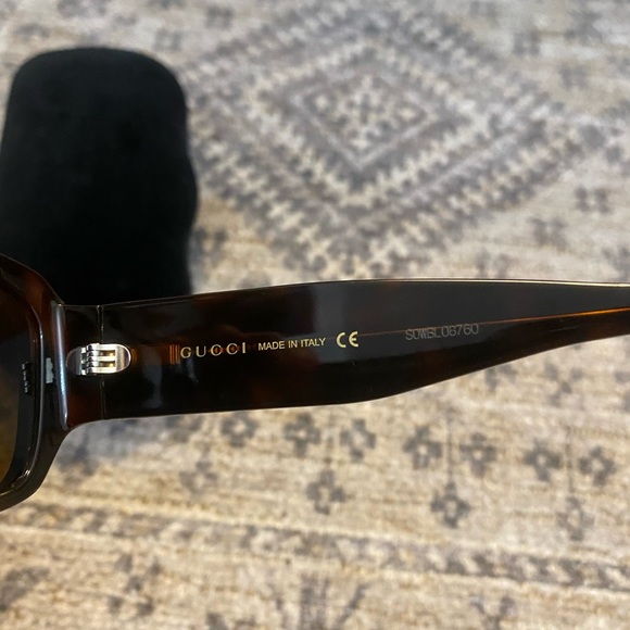 GUCCI GG0669S 002 sunglasses - Picture 4 of 7